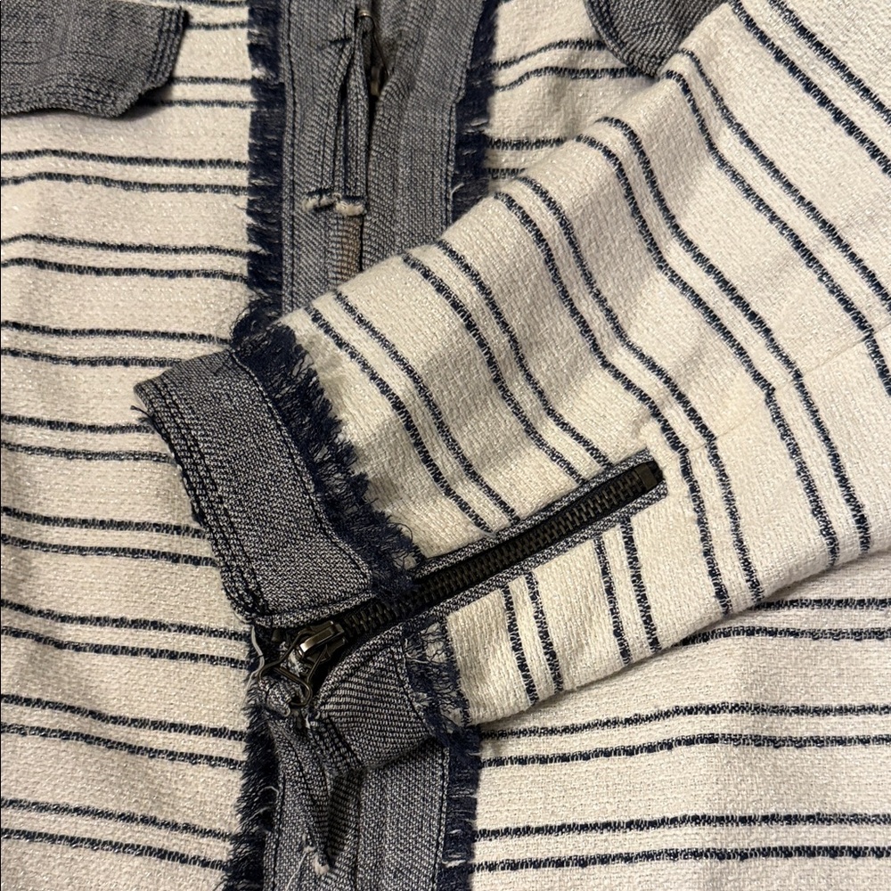 Zara Jacket with Navy Accents - Picture 2 of 8